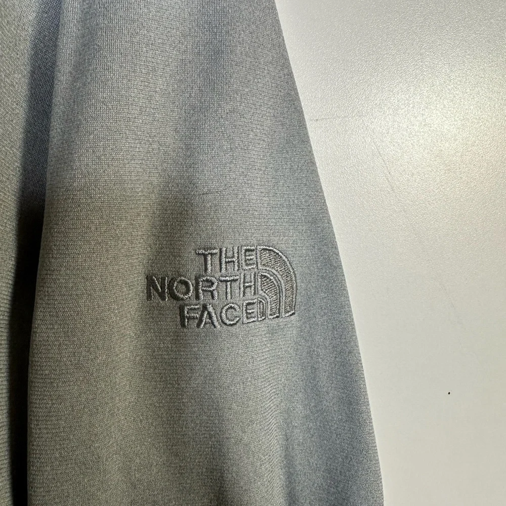 The North Face‎ Men’s XXL 1/2 Zip Pullover Sweatshirt Gray